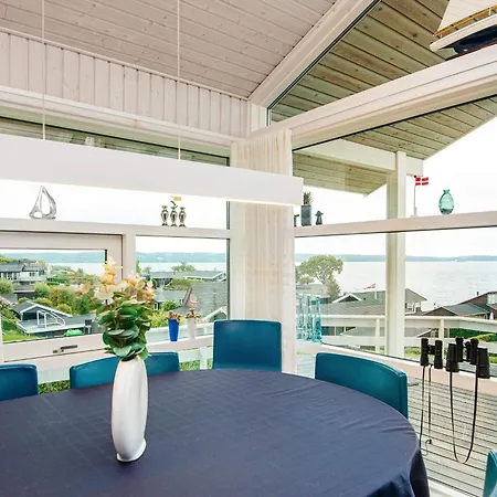 6 Person Holiday In B Rkop Holiday home