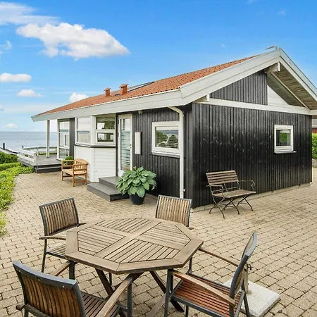 Holiday home 6 Person Holiday In B Rkop Borkop
